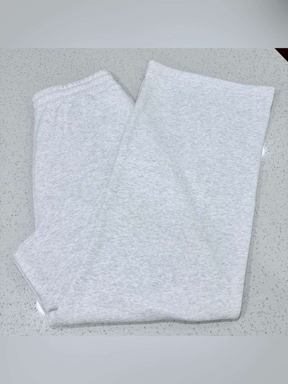 Men's Hollister Baggy Sweatpants - Picture 2 of 2